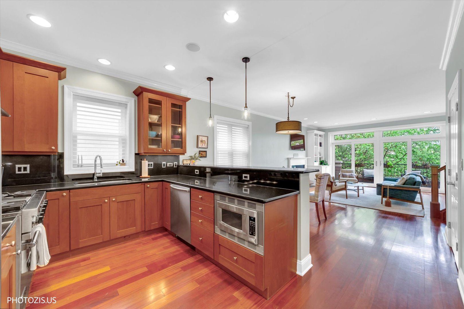 2914 North Sheffield Avenue Chicago IL 60657