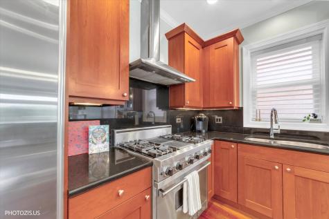 2914 North Sheffield Avenue Chicago IL 60657