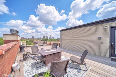 2914 North Sheffield Avenue Chicago IL 60657