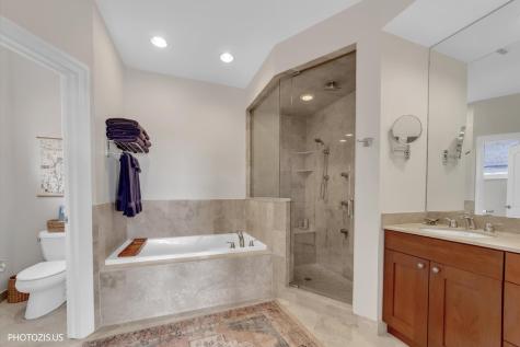 2914 North Sheffield Avenue Chicago IL 60657