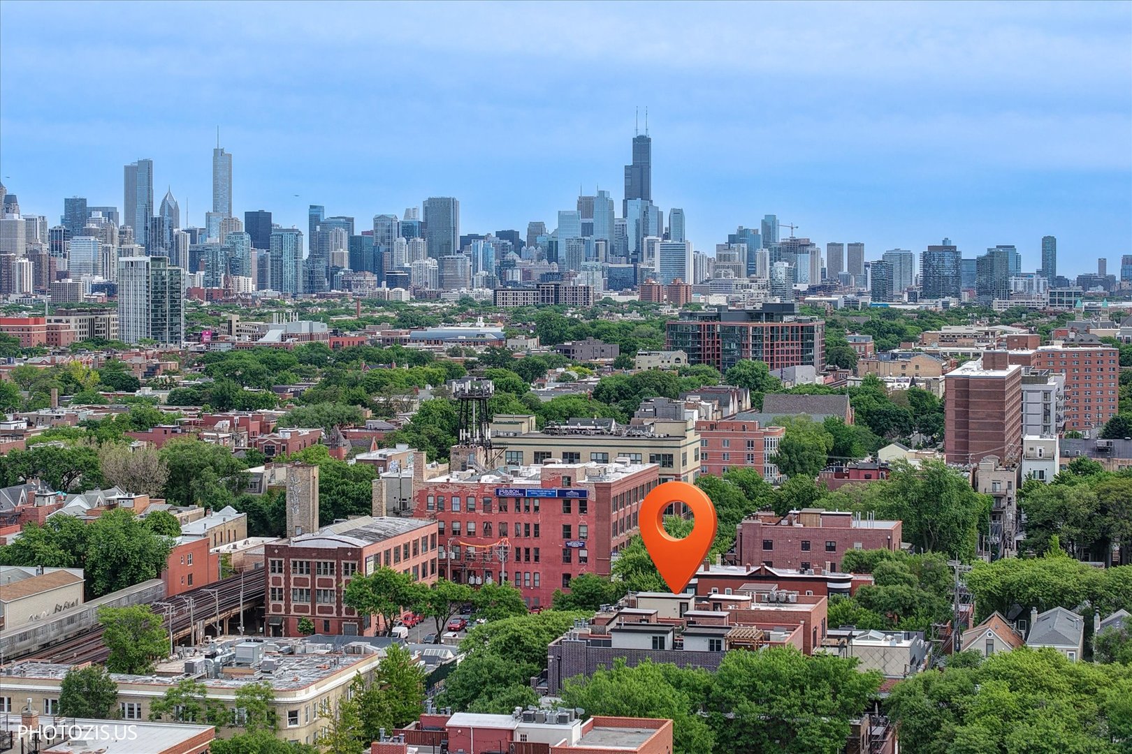 2914 North Sheffield Avenue Chicago IL 60657