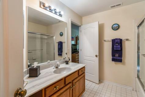 145 Willow Parkway Buffalo Grove IL 60089