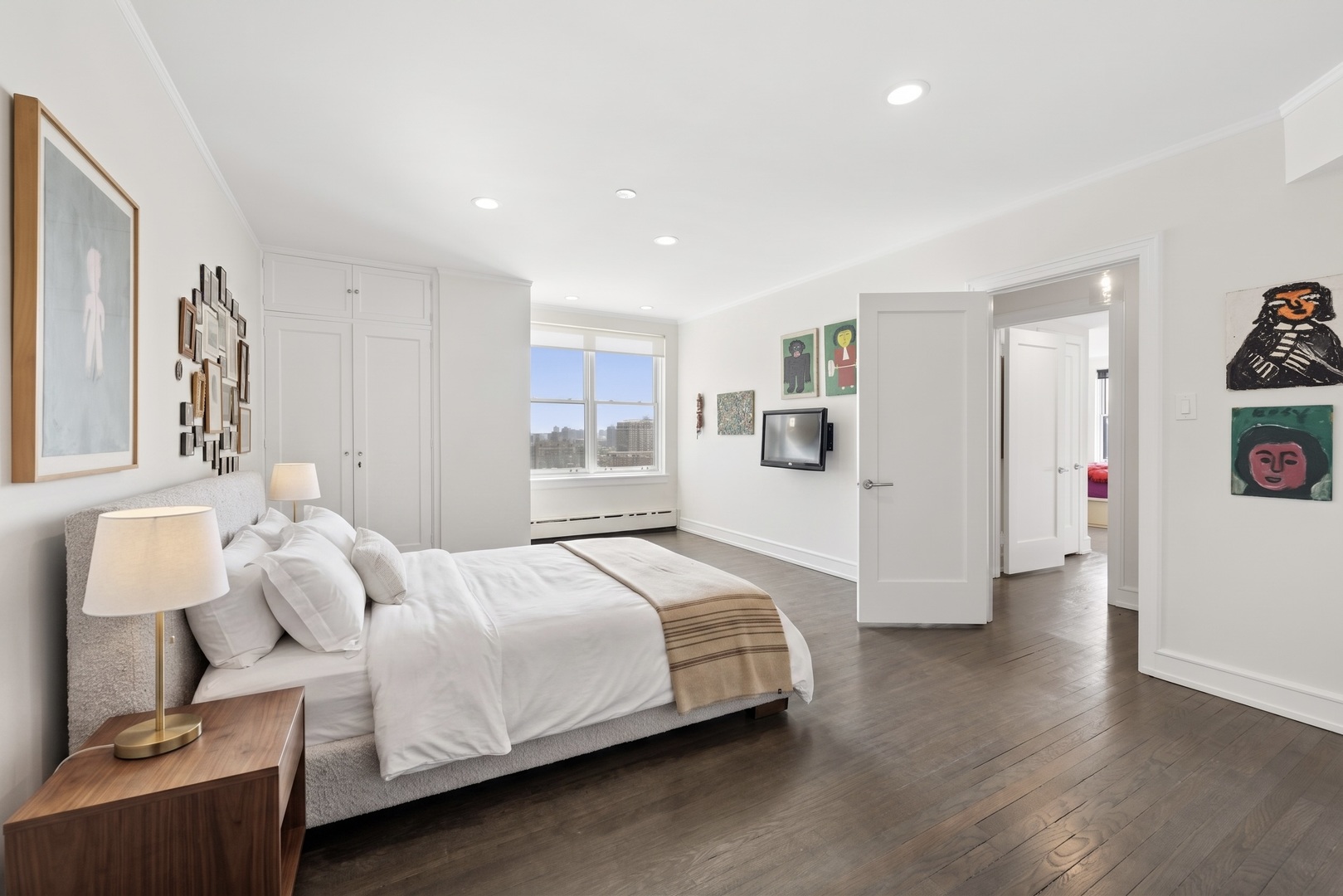 2440 North Lakeview Avenue Chicago IL 60614
