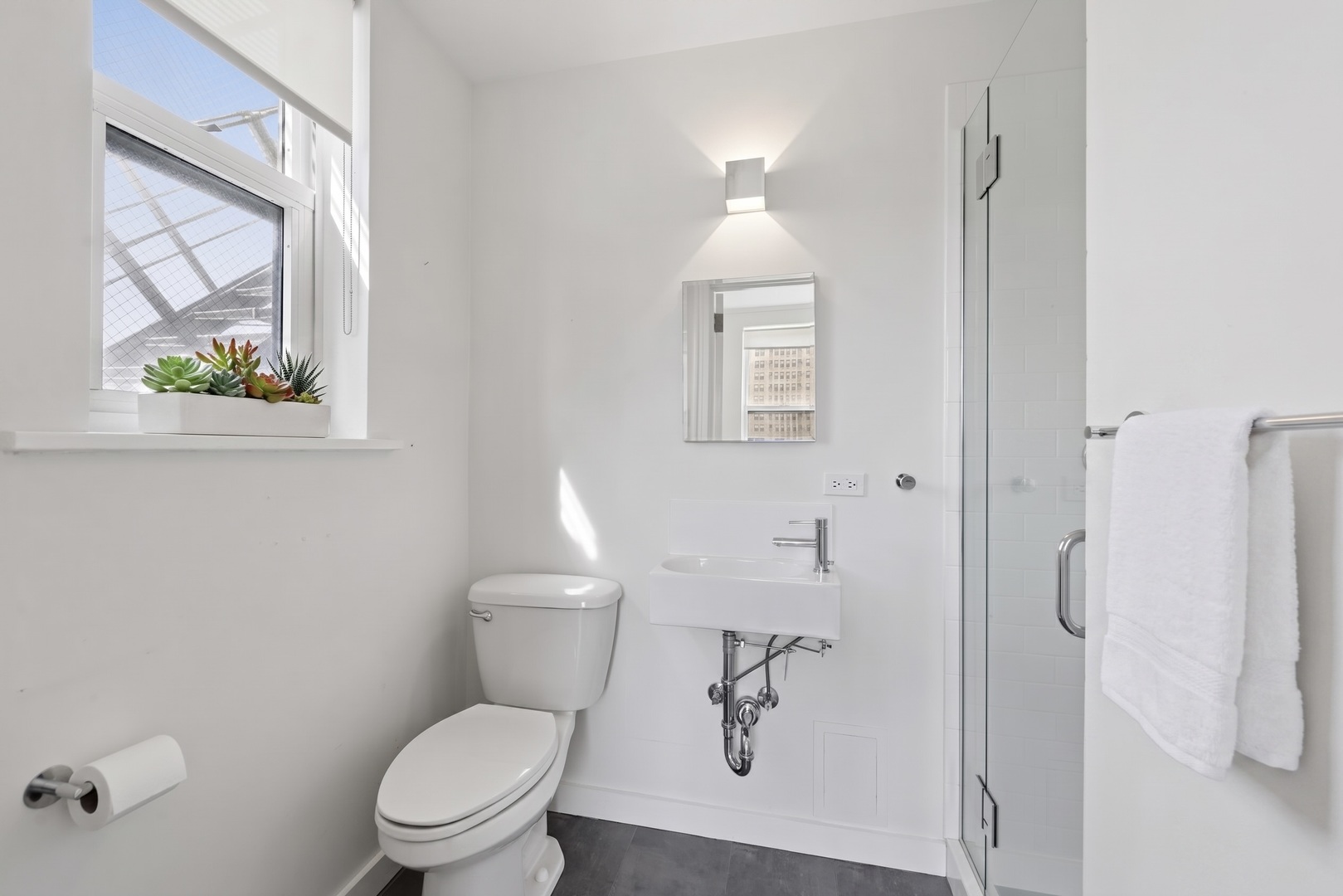 2440 North Lakeview Avenue Chicago IL 60614
