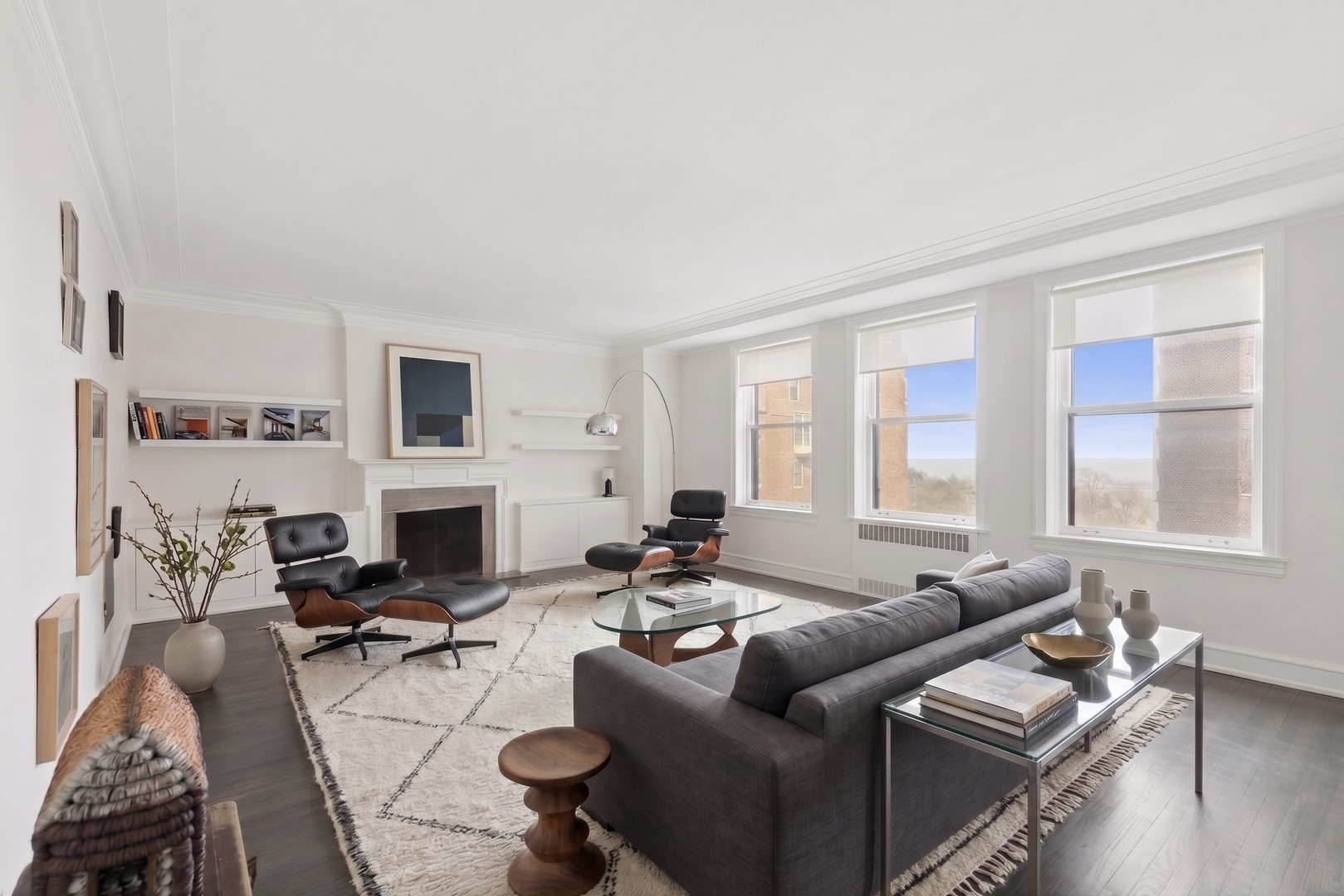 2440 North Lakeview Avenue Chicago IL 60614