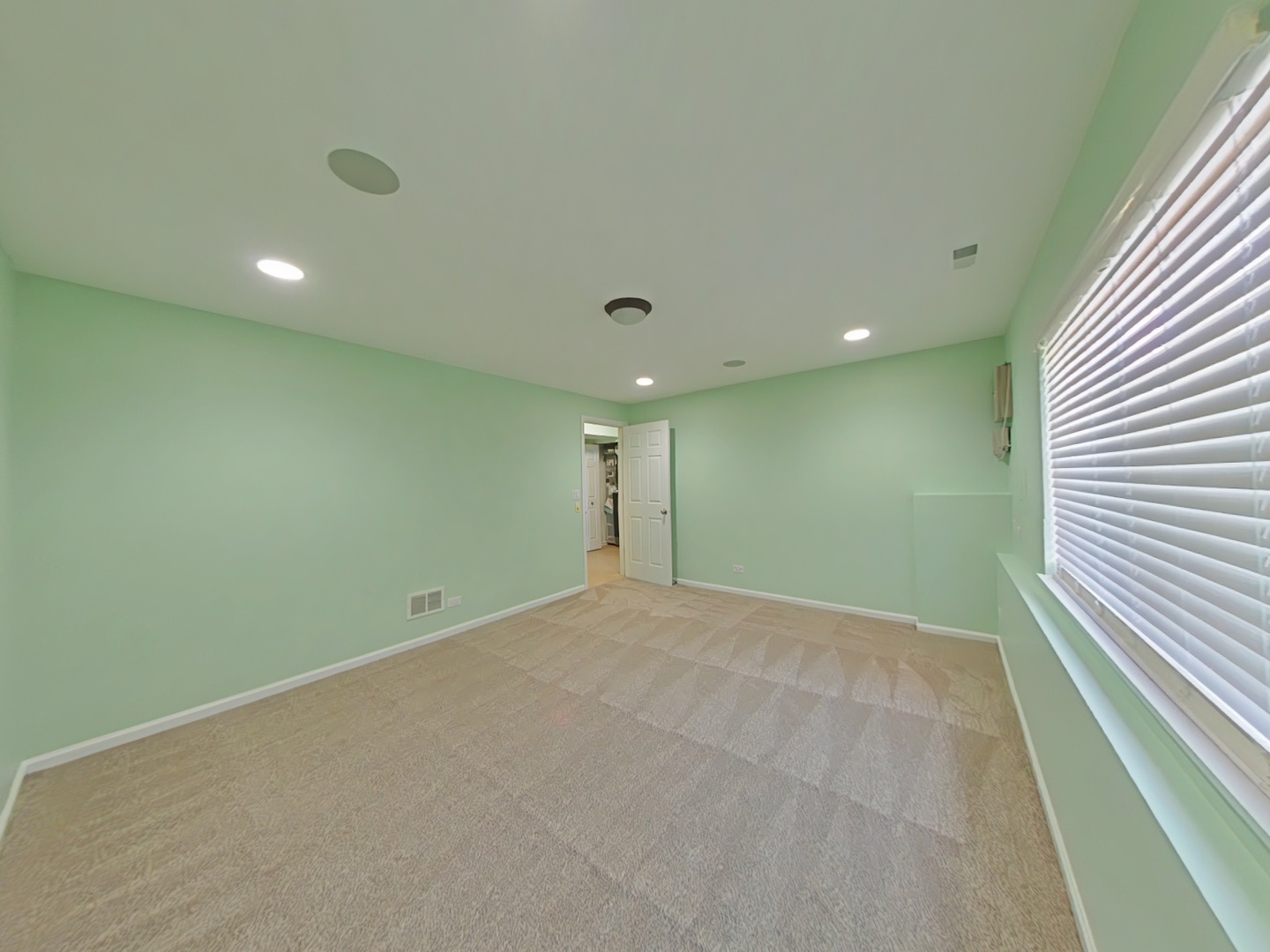 848 Station Boulevard Aurora IL 60504