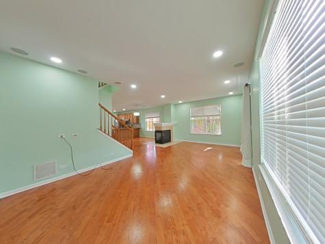 848 Station Boulevard Aurora IL 60504
