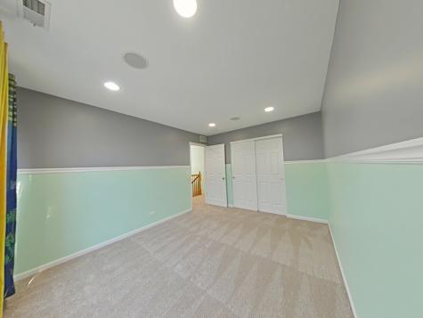 848 Station Boulevard Aurora IL 60504