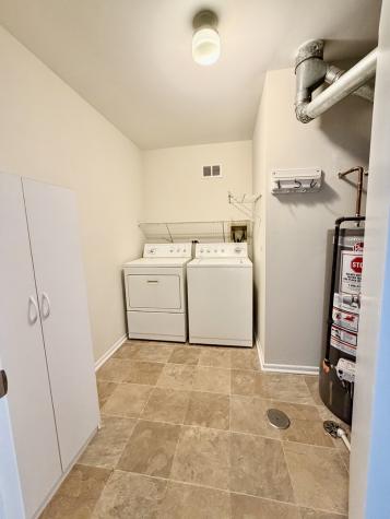 1053 Scanlon Drive Wheeling IL 60090