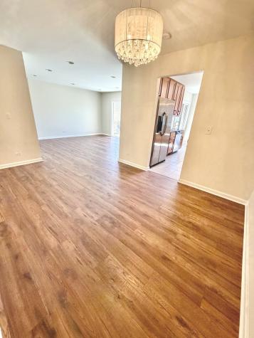 1053 Scanlon Drive Wheeling IL 60090
