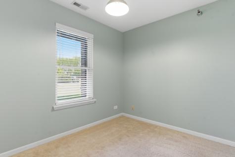 120 Glengarry Drive Bloomingdale IL 60108