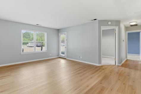 120 Glengarry Drive Bloomingdale IL 60108