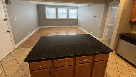 1288 Perry Street Des Plaines IL 60016