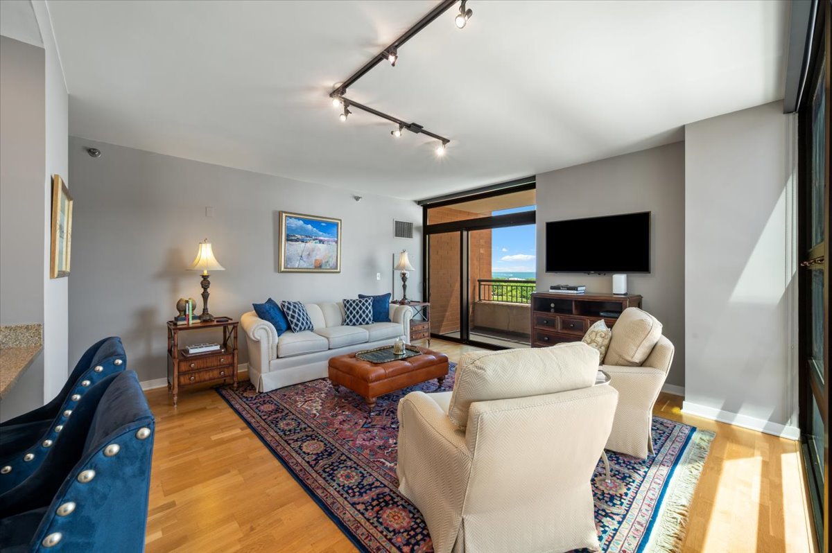 1160 South Michigan Avenue Chicago IL 60605