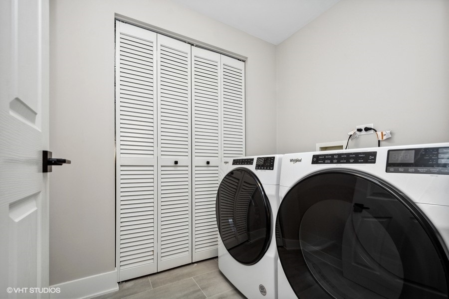 1437 South Prairie Avenue Chicago IL 60605