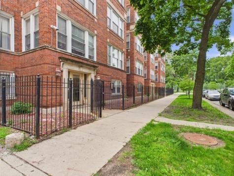 1729 East 67th Street Chicago IL 60649