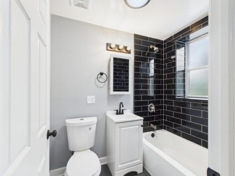 1729 East 67th Street Chicago IL 60649