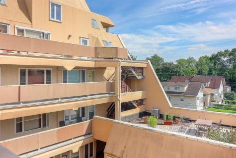 6337 Roosevelt Road Berwyn IL 60402