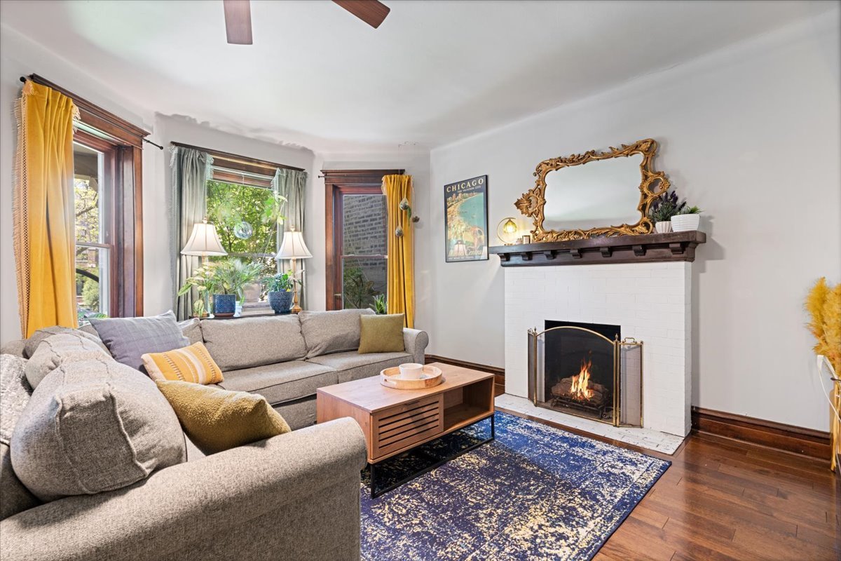 4637 North Paulina Street Chicago IL 60640