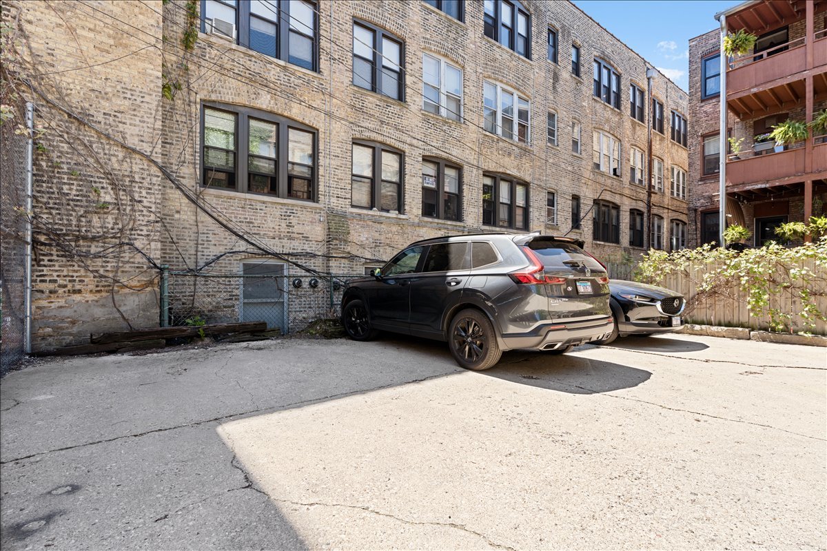 4637 North Paulina Street Chicago IL 60640