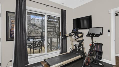 1131 West Wolfram Street Chicago IL 60657