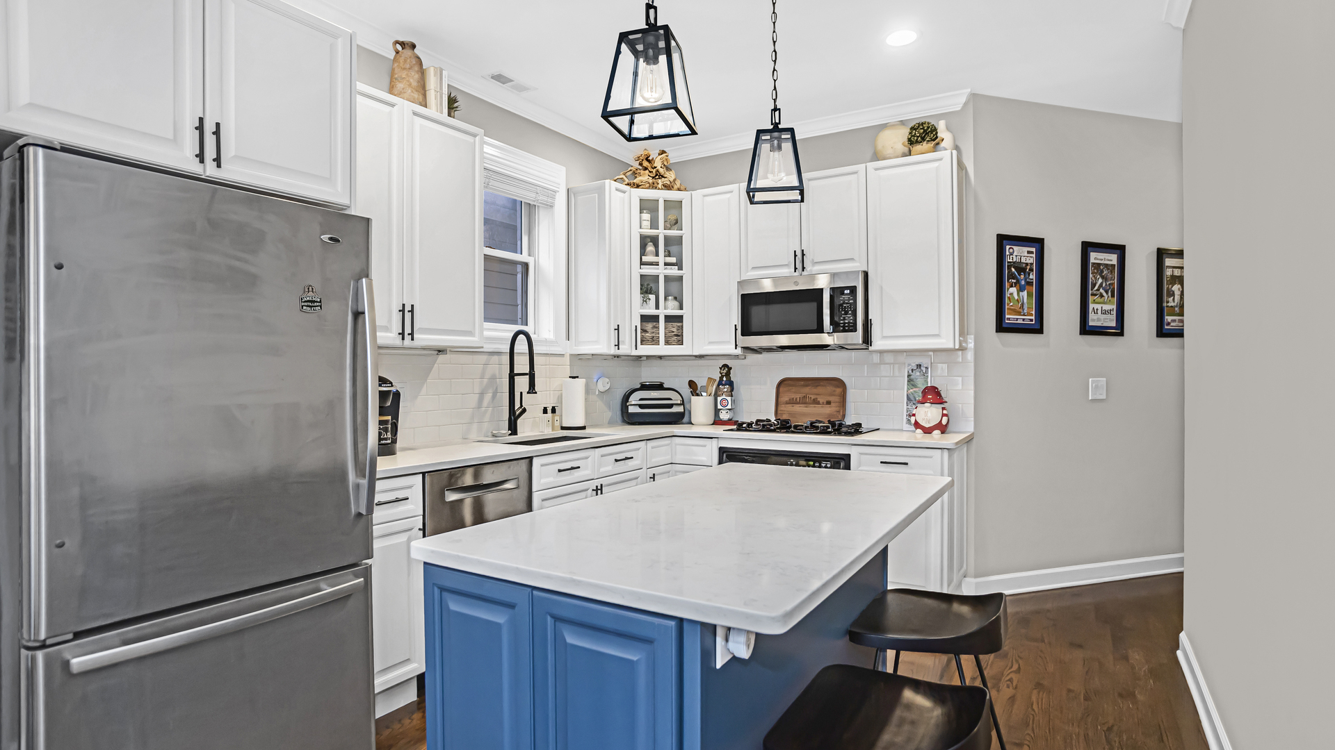 1131 West Wolfram Street Chicago IL 60657
