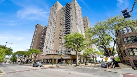 6301 North Sheridan Road Chicago IL 60660