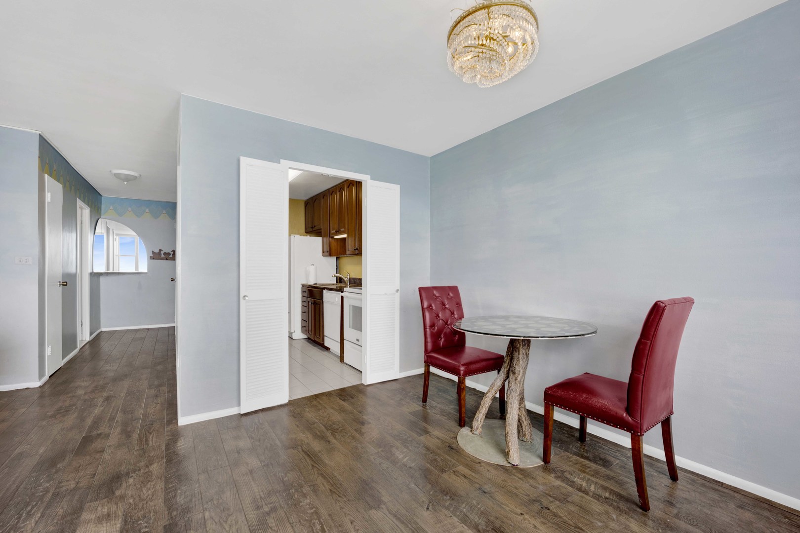 6301 North Sheridan Road Chicago IL 60660