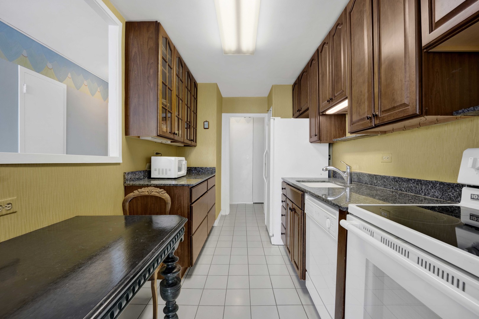 6301 North Sheridan Road Chicago IL 60660
