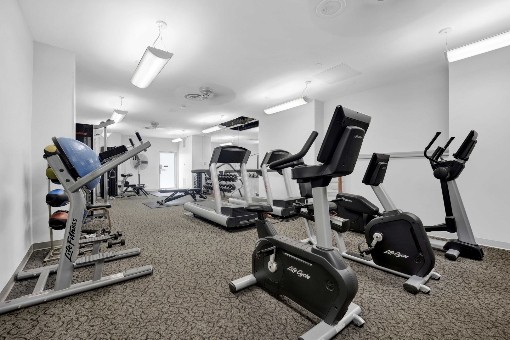 6301 North Sheridan Road Chicago IL 60660