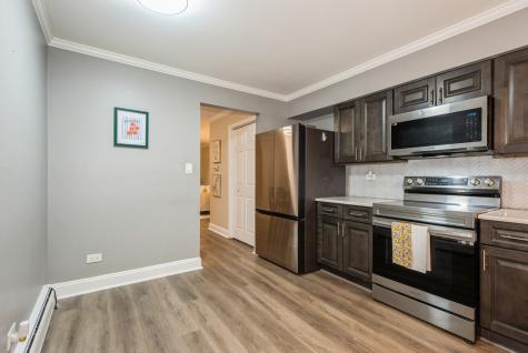 1212 Whispering Hills Court Naperville IL 60540