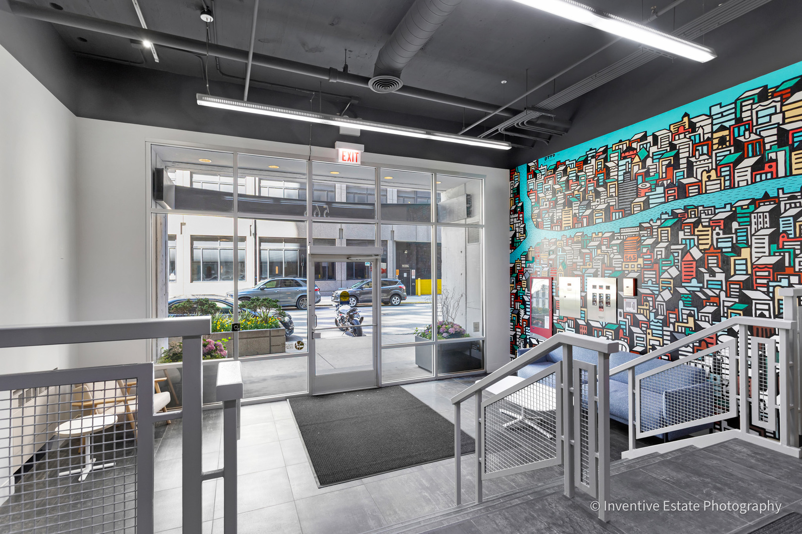 565 West Quincy Street Chicago IL 60661