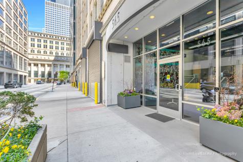 565 West Quincy Street Chicago IL 60661