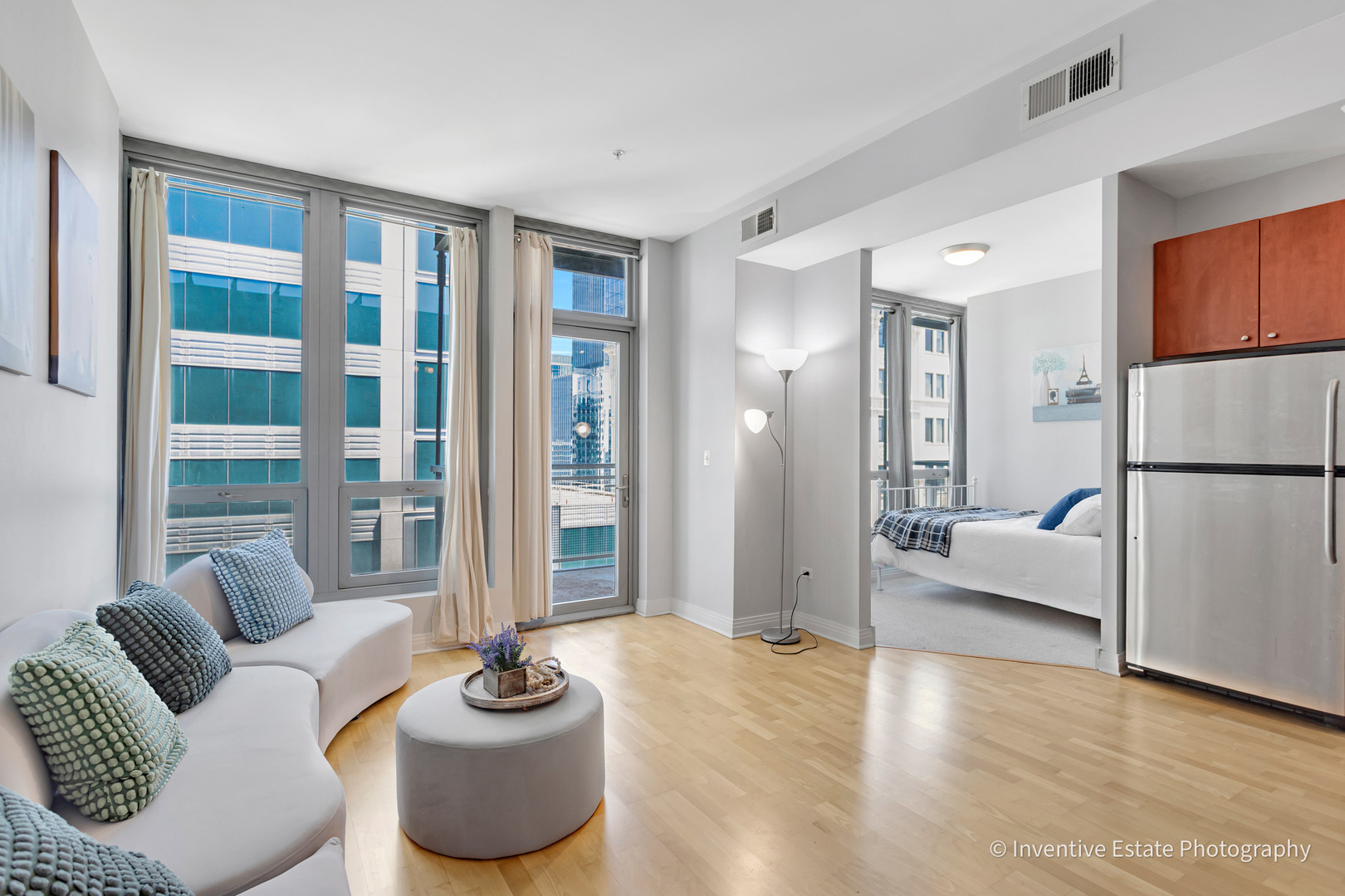 565 West Quincy Street Chicago IL 60661