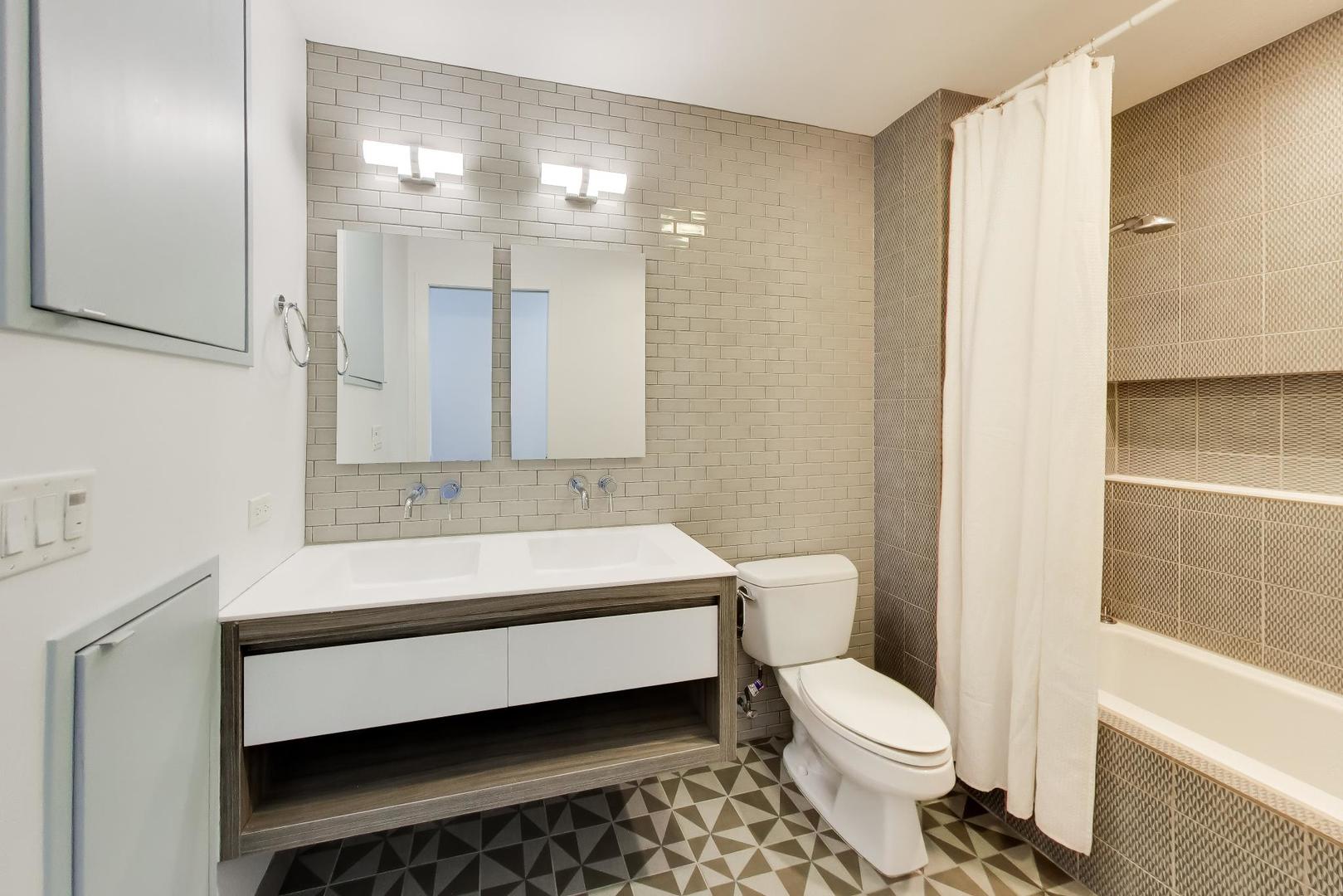 110 West Superior Street Chicago IL 60654