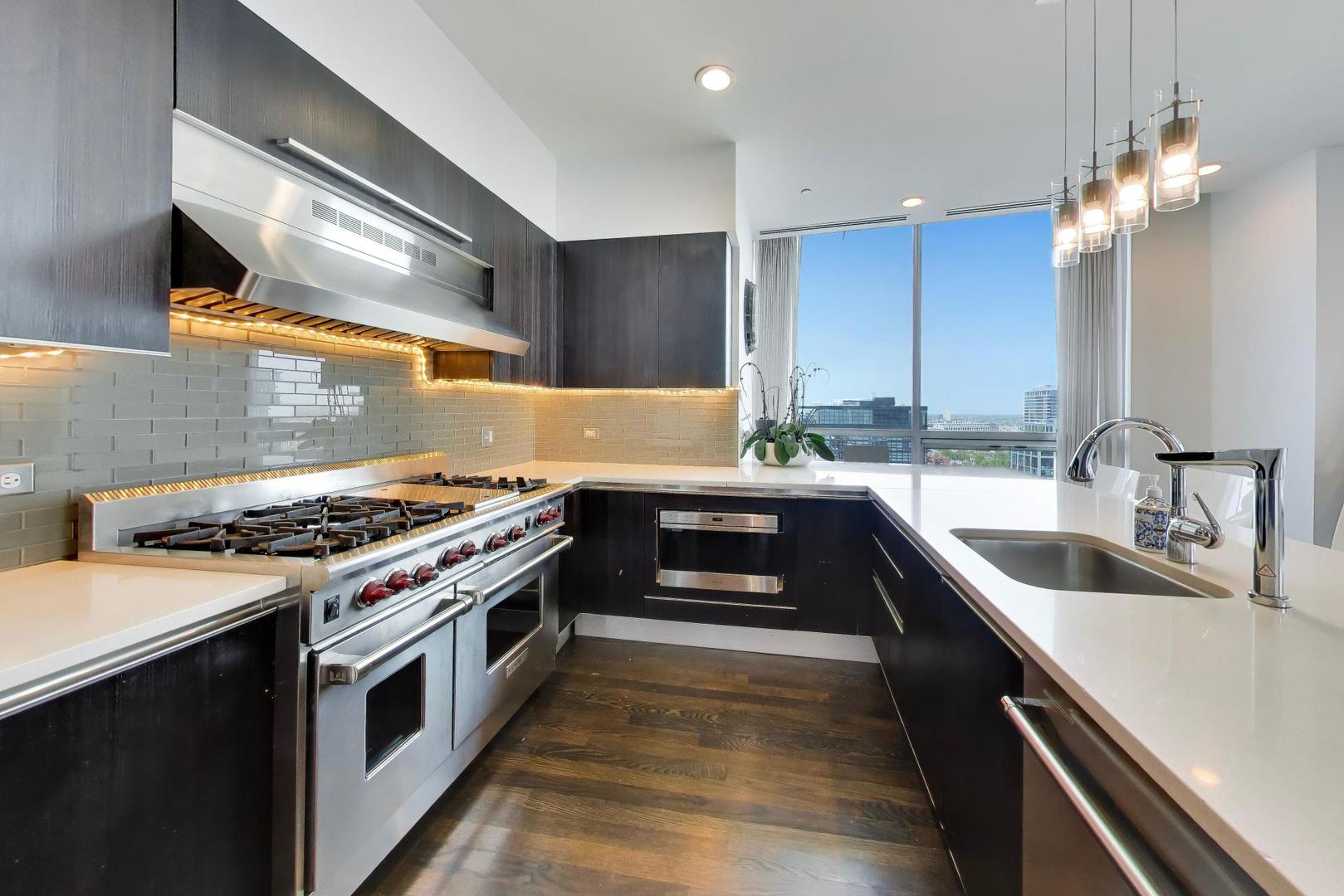 110 West Superior Street Chicago IL 60654