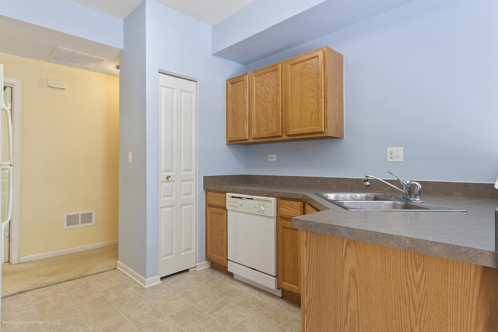 514 Metropolitan Street Aurora IL 60502