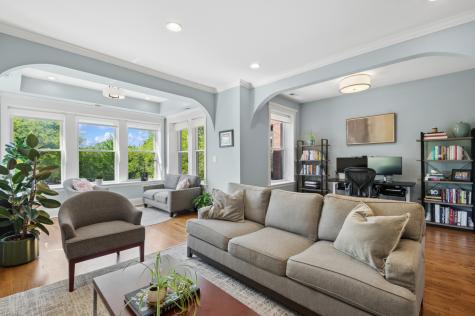 1328 West Bryn Mawr Avenue Chicago IL 60660