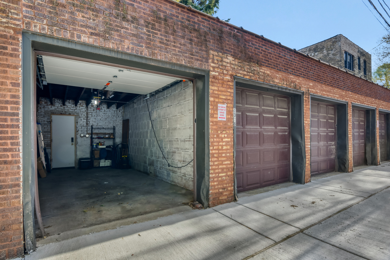 1328 West Bryn Mawr Avenue Chicago IL 60660