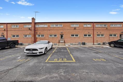 629 North Carroll Parkway Glenwood IL 60425
