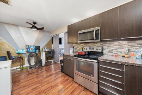 629 North Carroll Parkway Glenwood IL 60425