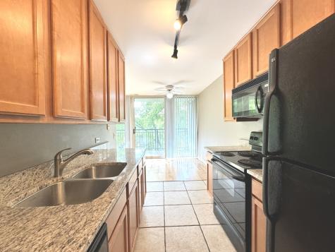 5900 Oakwood Drive Lisle IL 60532