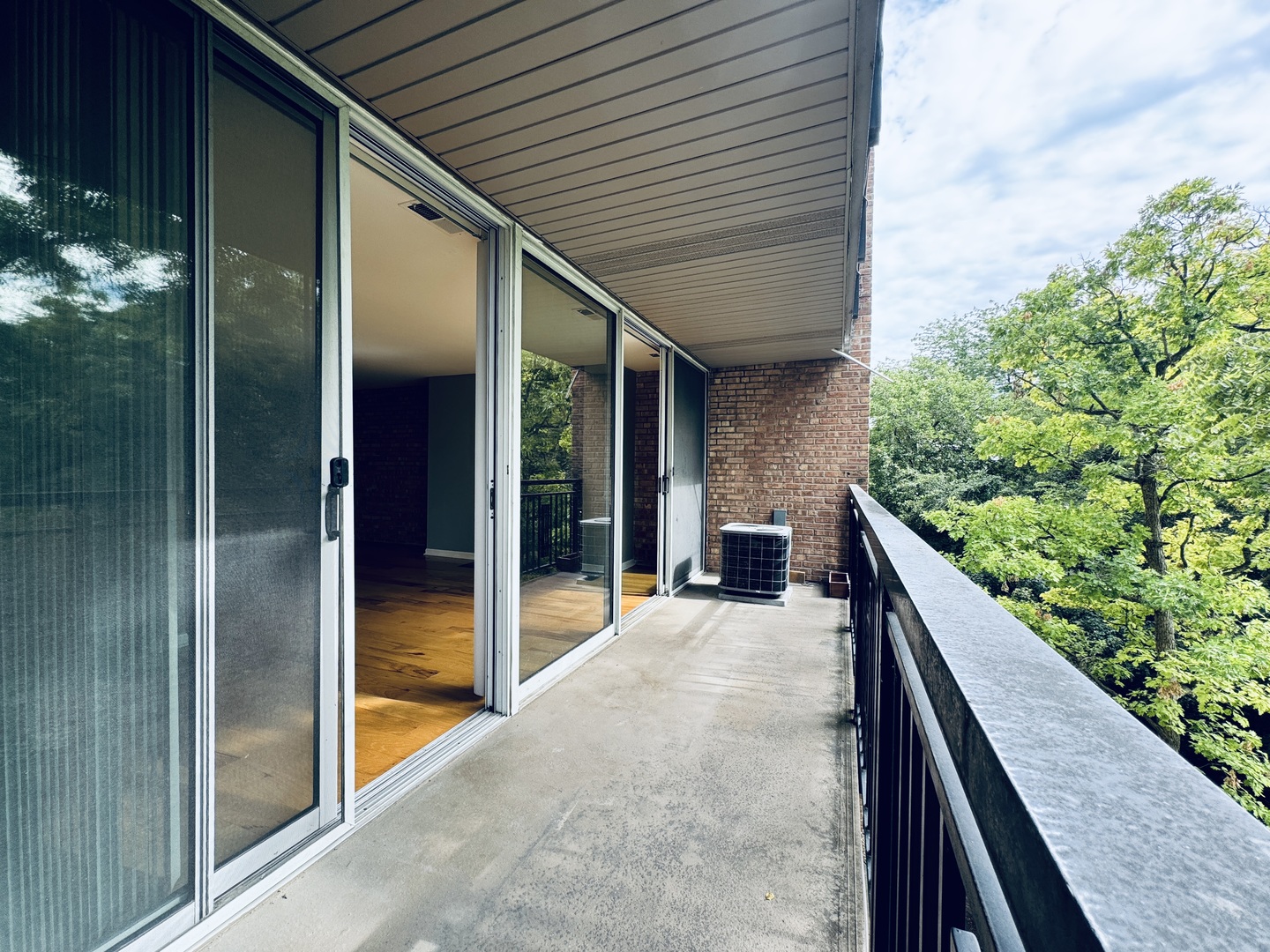 5900 Oakwood Drive Lisle IL 60532