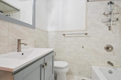 3950 North Lake Shore Drive Chicago IL 60613