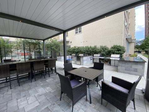 3950 North Lake Shore Drive Chicago IL 60613