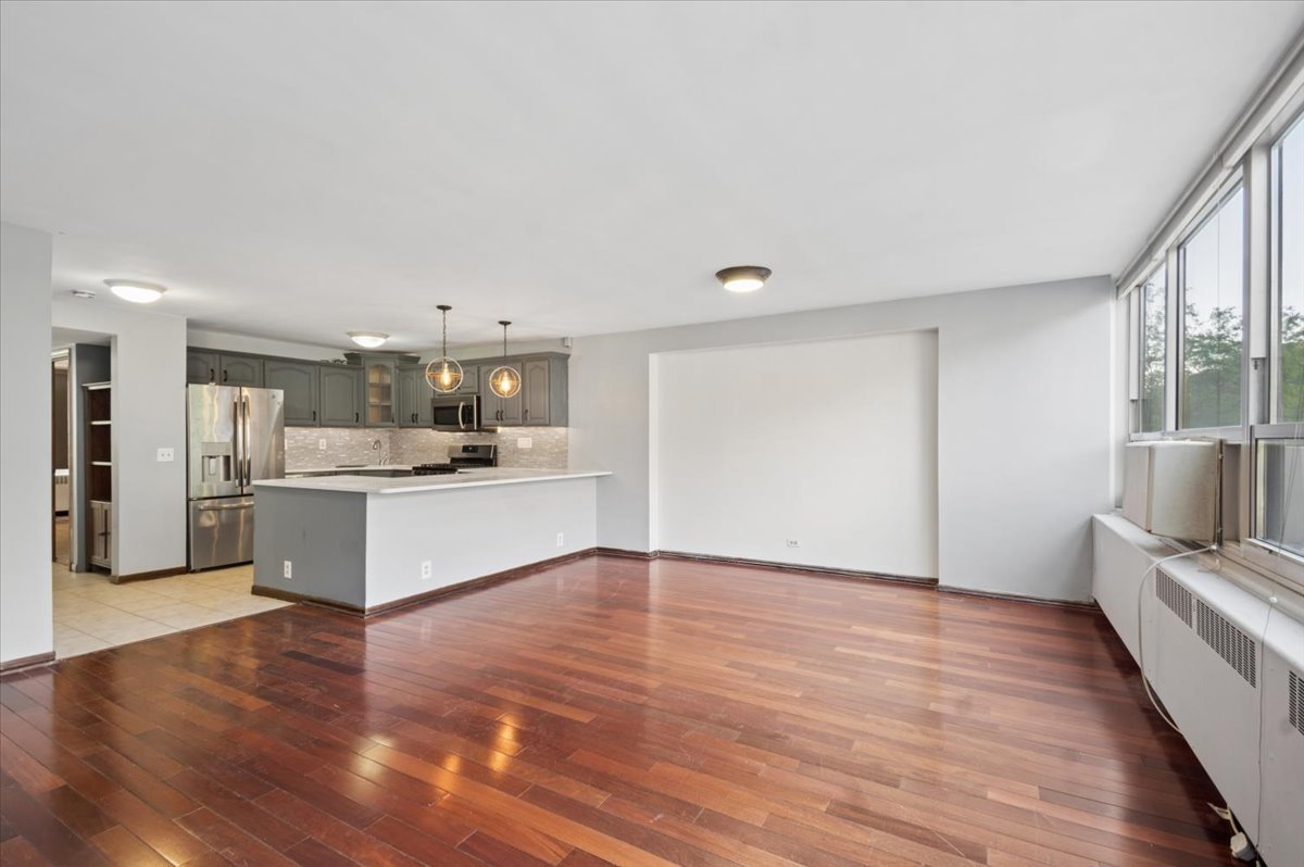 3950 North Lake Shore Drive Chicago IL 60613