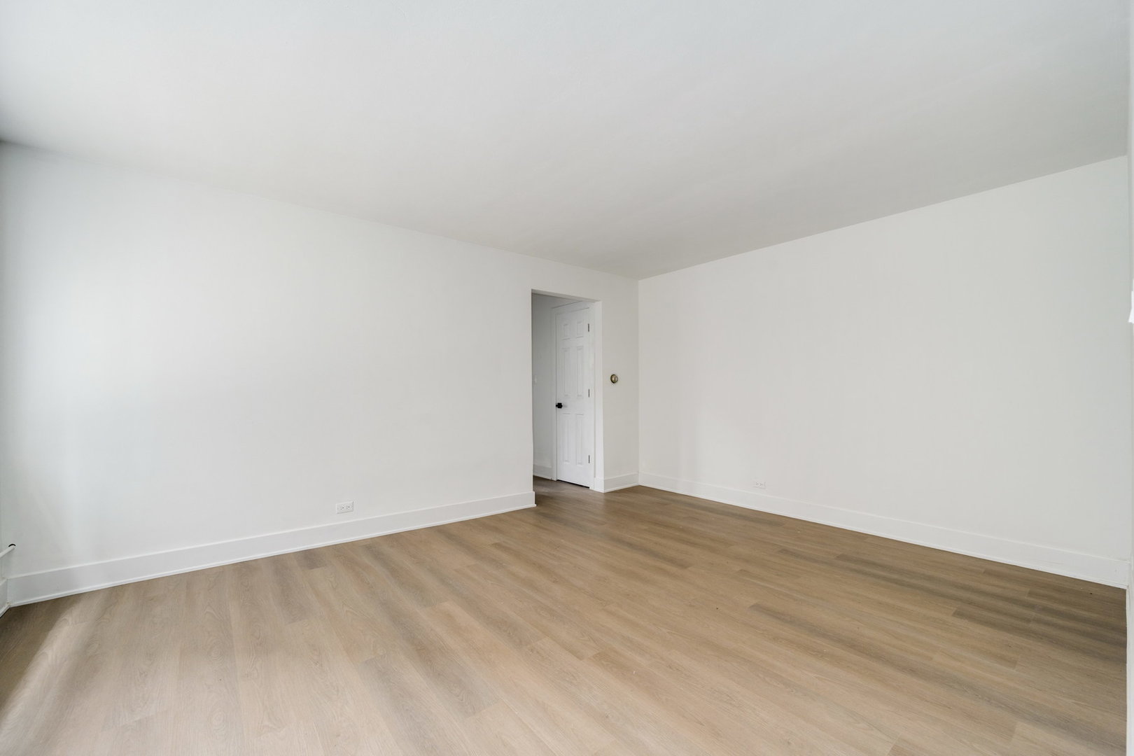 5516 West Higgins Avenue Chicago IL 60630