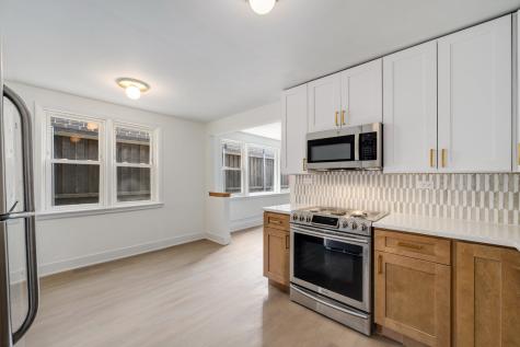5516 West Higgins Avenue Chicago IL 60630