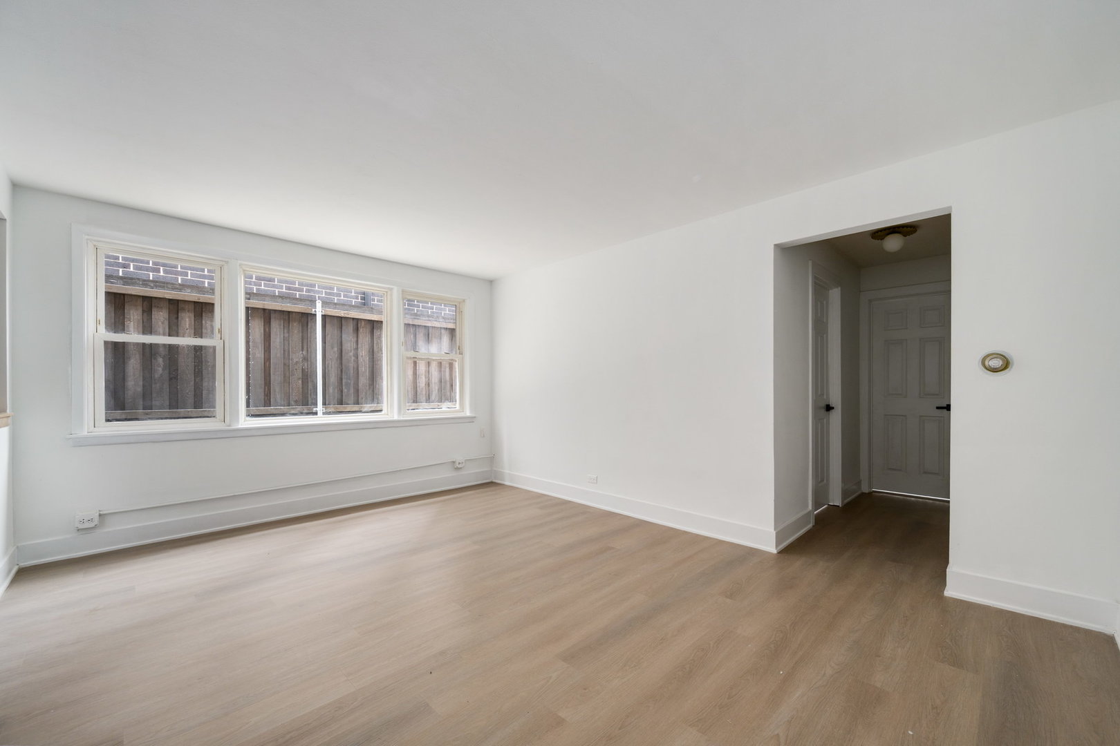 5516 West Higgins Avenue Chicago IL 60630
