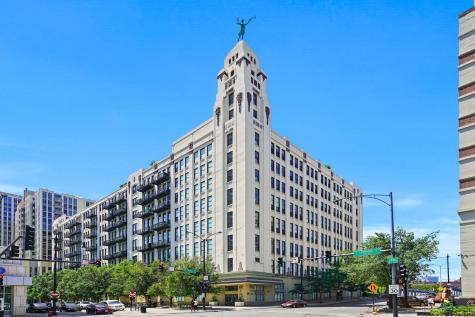 758 North Larrabee Street Chicago IL 60654